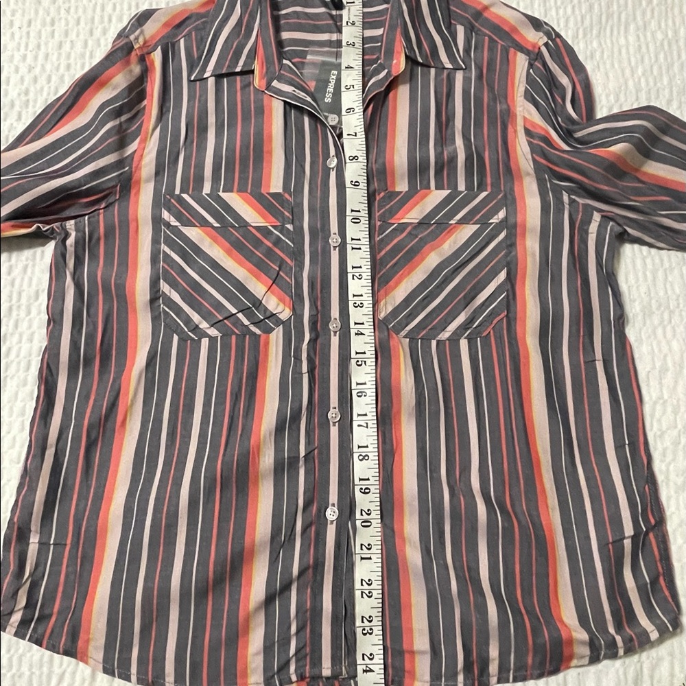 Express Gray Pink Striped Button Up Casual Top | Sp NWT - Picture 6 of 7